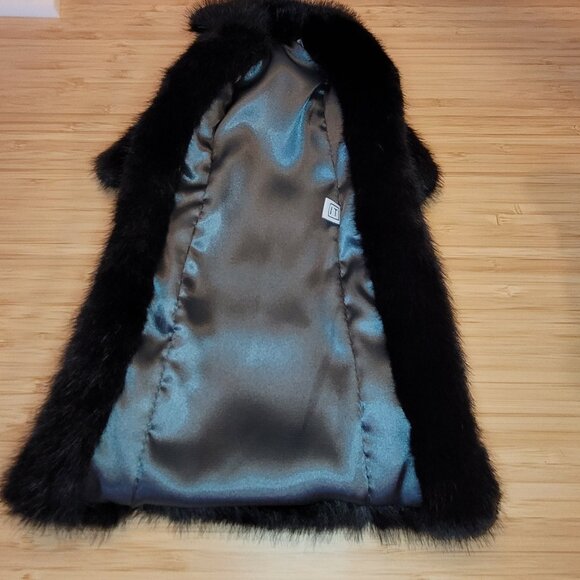 Integrity Toys NuFace Demonic Strings Kumi Coat - Picture 3 of 3